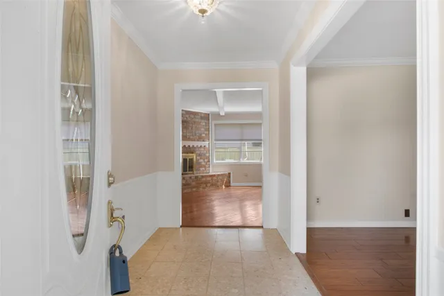 $375,000 | 711 Rosewood Drive, Shenandoah, TX 77381