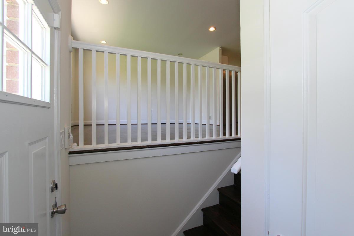 9311 Piscataway Road Clinton, MD 20735 - Photo 7 of 29 Interior (General)