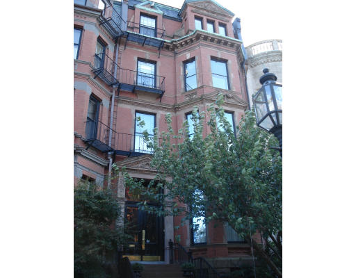 a front view of a building