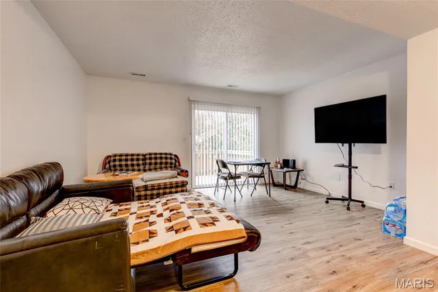 $500,000 | 1001 College Avenue, Alton, IL 62002