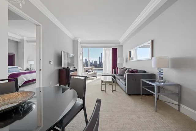 $3,495,000 | 1 Central Park West, Unit 1502 | Upper West Side