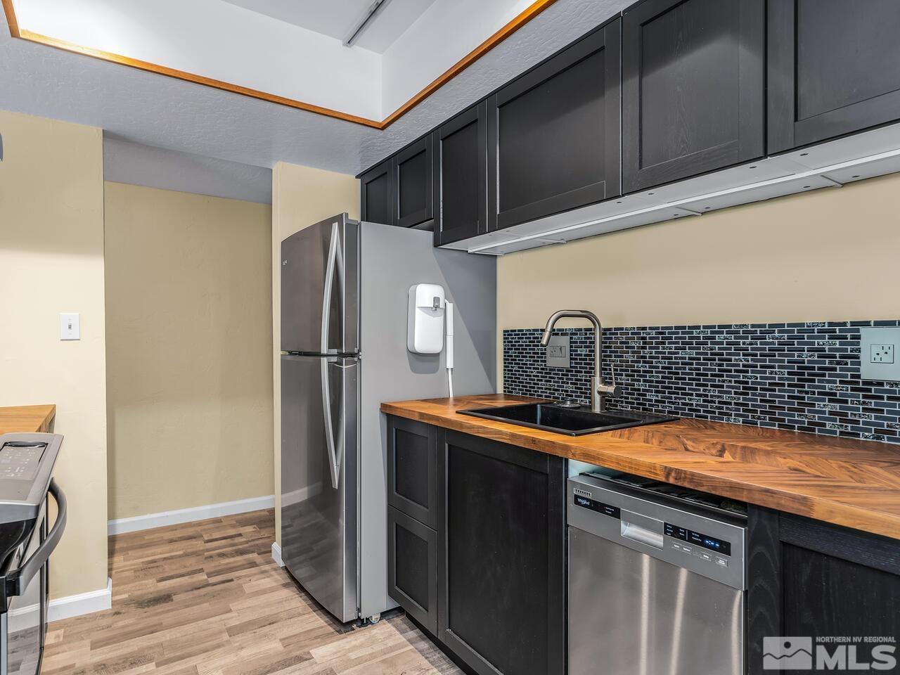 2845 Idlewild Drive, Unit 215 Reno, NV 89509 - Photo 10 of 16 Photo 10