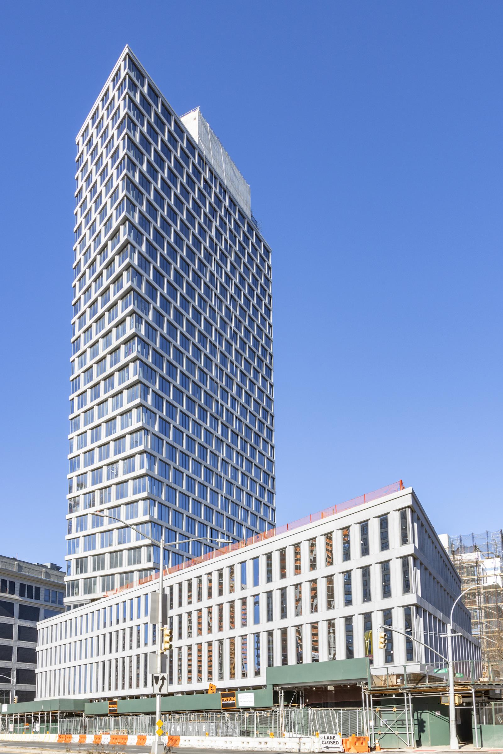 545 Vanderbilt Avenue, Unit 24D Brooklyn, NY 11238 - Photo 19 of 24