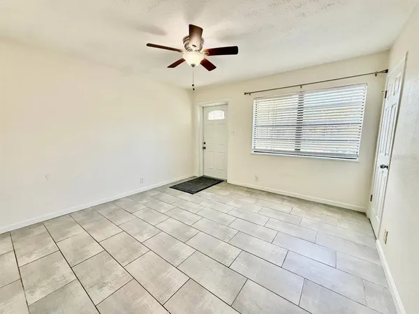 $2,600 | 4109 West Wallace Avenue, Tampa, FL 33611