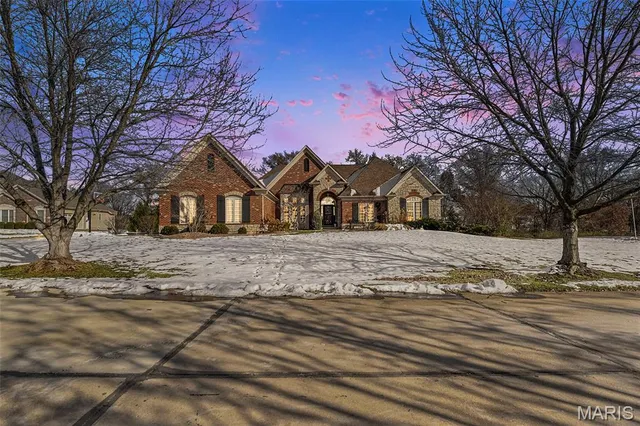 $1,150,000 | 249 Dardenne Farms Drive, St. Charles, MO 63304