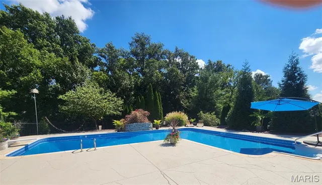 $1,150,000 | 249 Dardenne Farms Drive, St. Charles, MO 63304