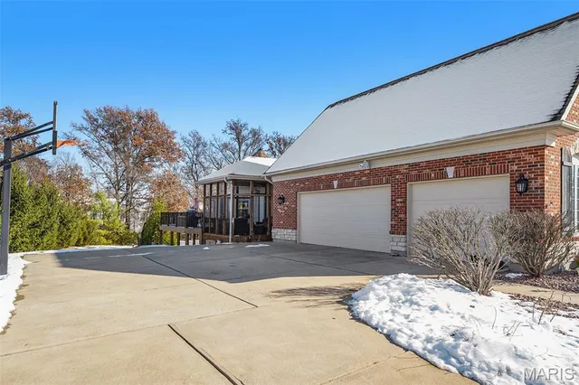 $1,150,000 | 249 Dardenne Farms Drive, St. Charles, MO 63304