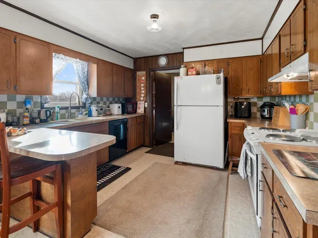 $285,000 | 205 West Boundary Road, Creal Springs, IL 62922