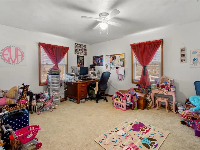 $285,000 | 205 West Boundary Road, Creal Springs, IL 62922