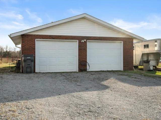 $285,000 | 205 West Boundary Road, Creal Springs, IL 62922