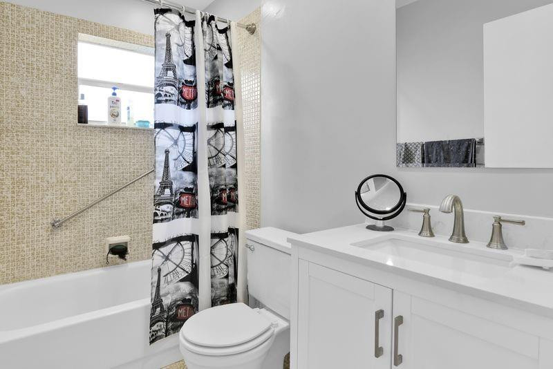 906 Normandy Trail, Unit 906 Delray Beach, FL 33484 - Photo 14 of 37 Photo 14