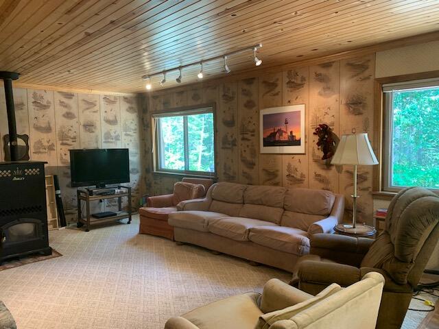 9561 North Whitefish Point Road Paradise, MI 49768 - Photo 8 of 21 Gallery Image 8