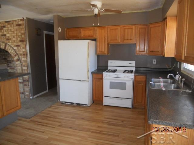 12160 Albee Road Burt, MI 48417 - Photo 2 of 19 Kitchen