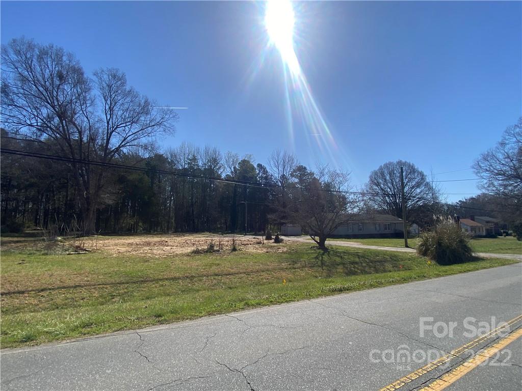 7832 Plott Road Charlotte, NC 28215 - Photo 2 of 5