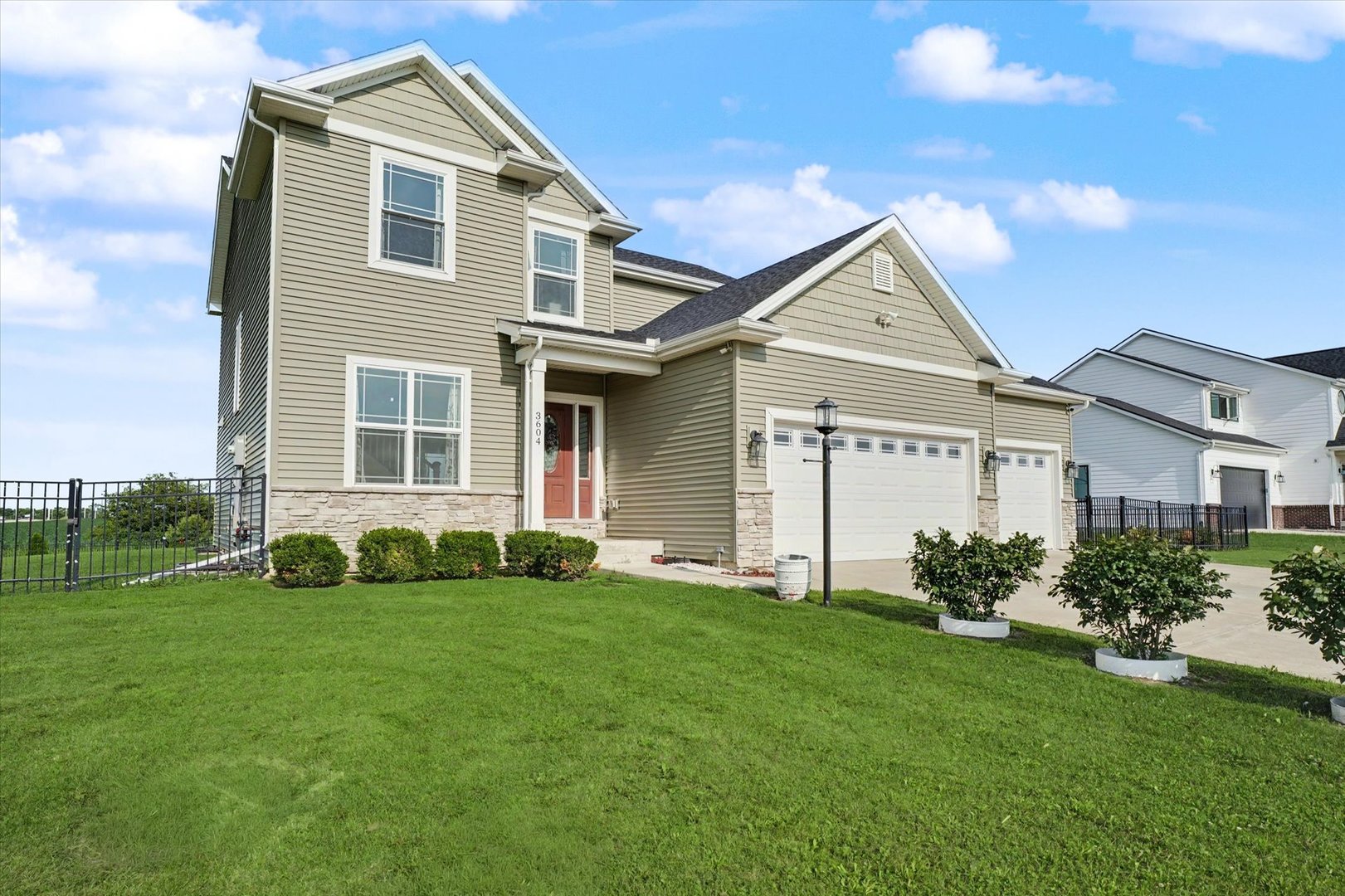 3606 Freedom Boulevard Champaign, IL 61822 - Photo 4 of 45