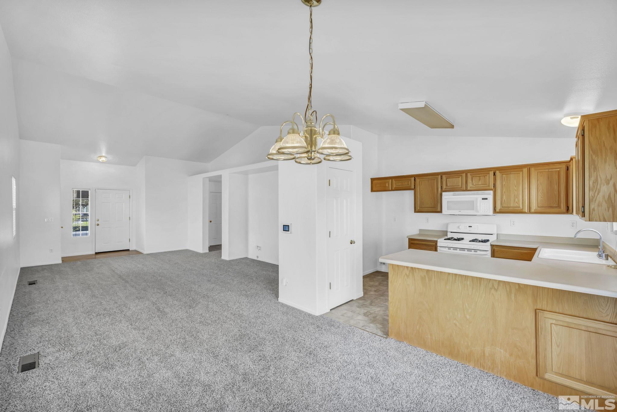 703 Fall Street Fernley, NV 89408 - Photo 15 of 39 Photo 15