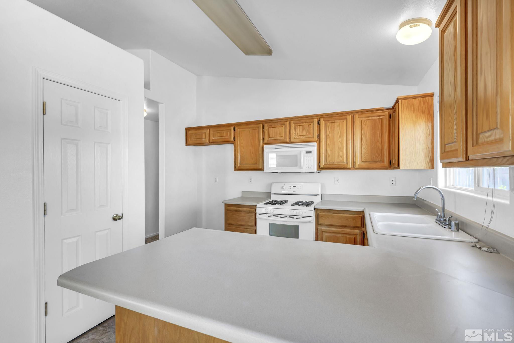 703 Fall Street Fernley, NV 89408 - Photo 20 of 39 Photo 20