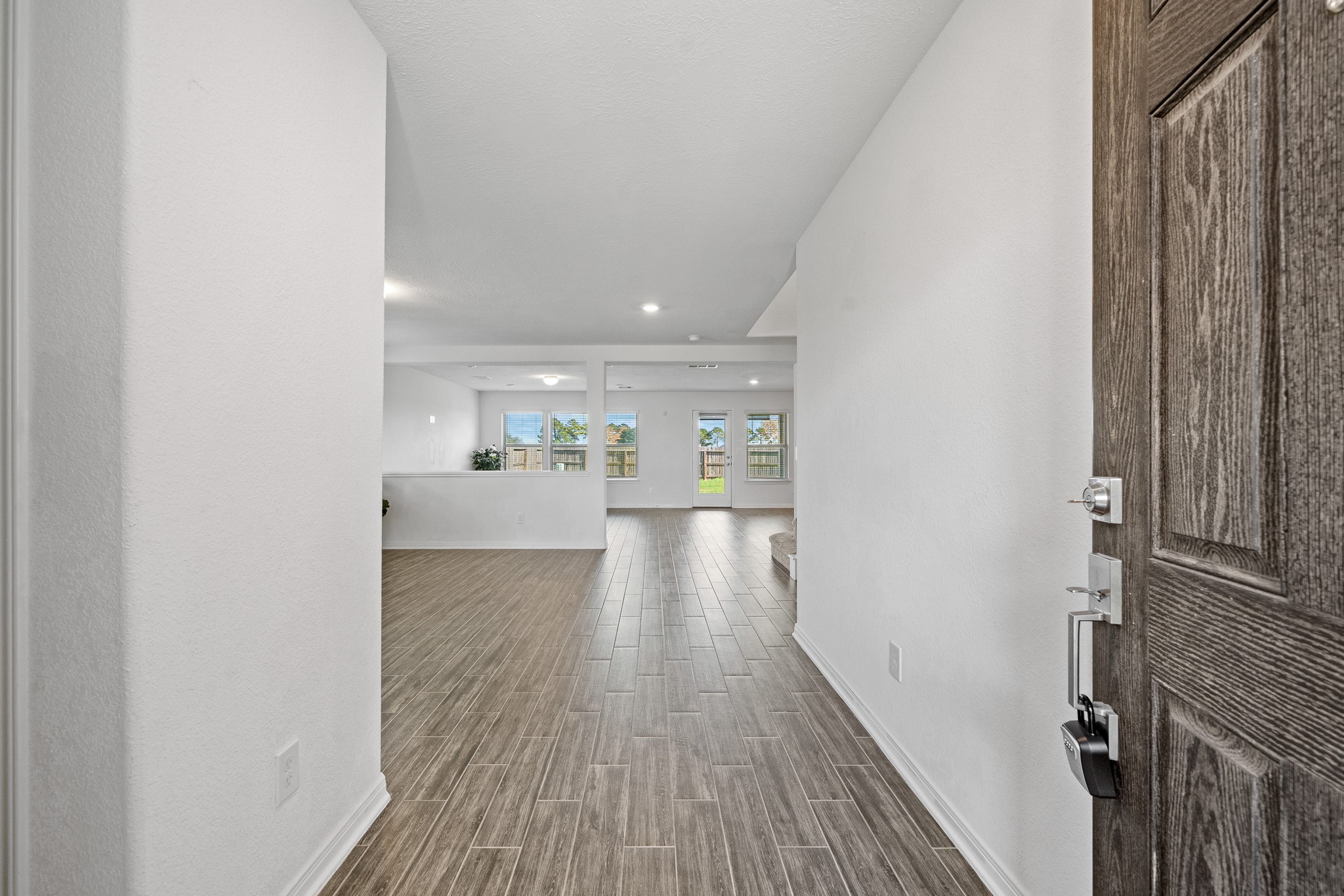 4918 Harrow Ranch Court Katy, TX 77449 - Photo 8 of 34