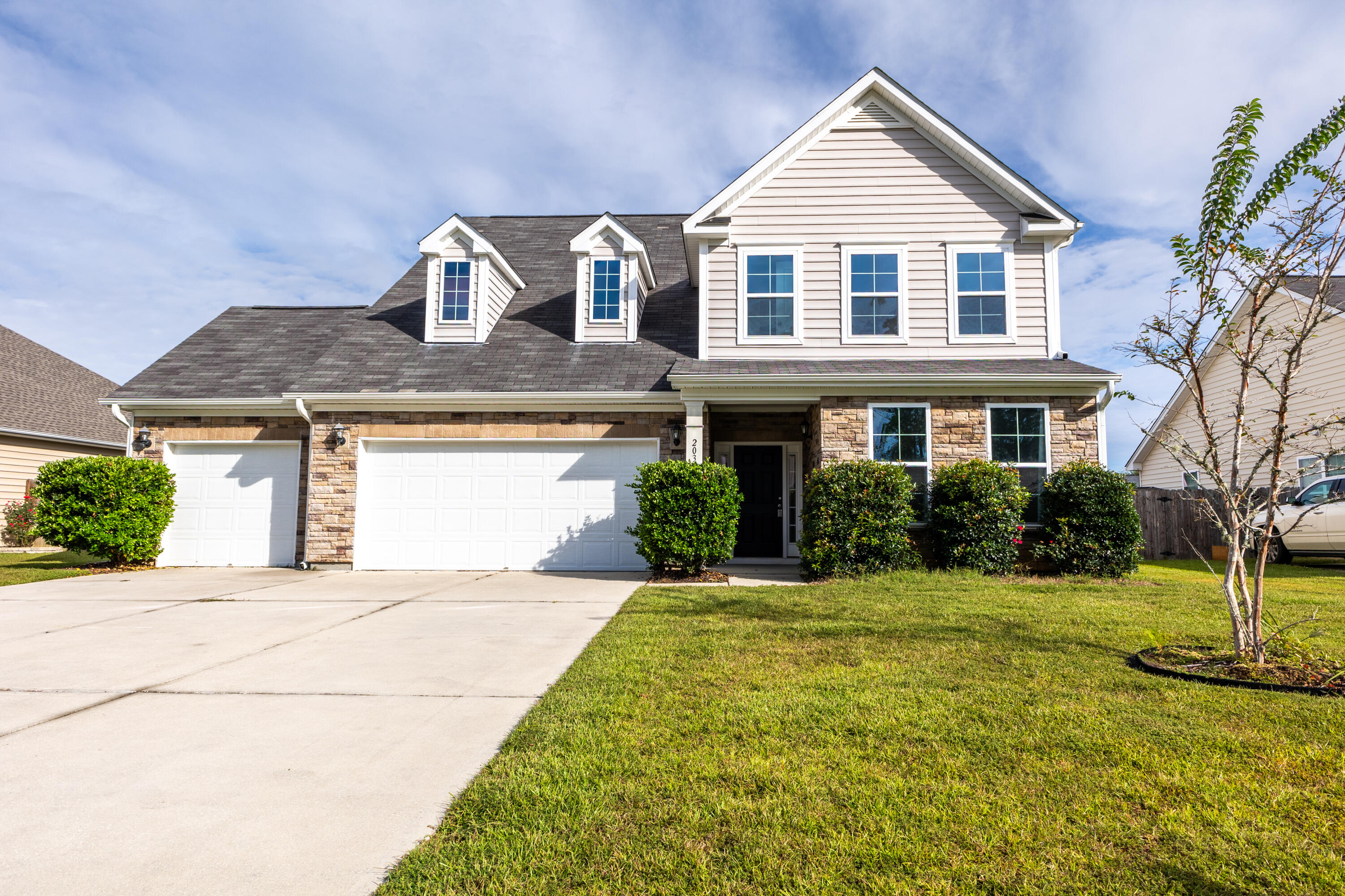 2035 Triple Crown Lane Ridgeville, SC 29472 - Photo 2 of 62 2035-49
