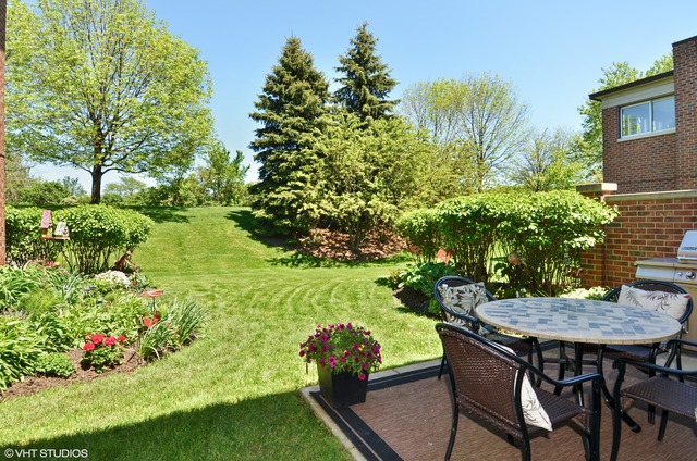 405 Milford Road Deerfield, IL 60015 - Photo 8 of 10