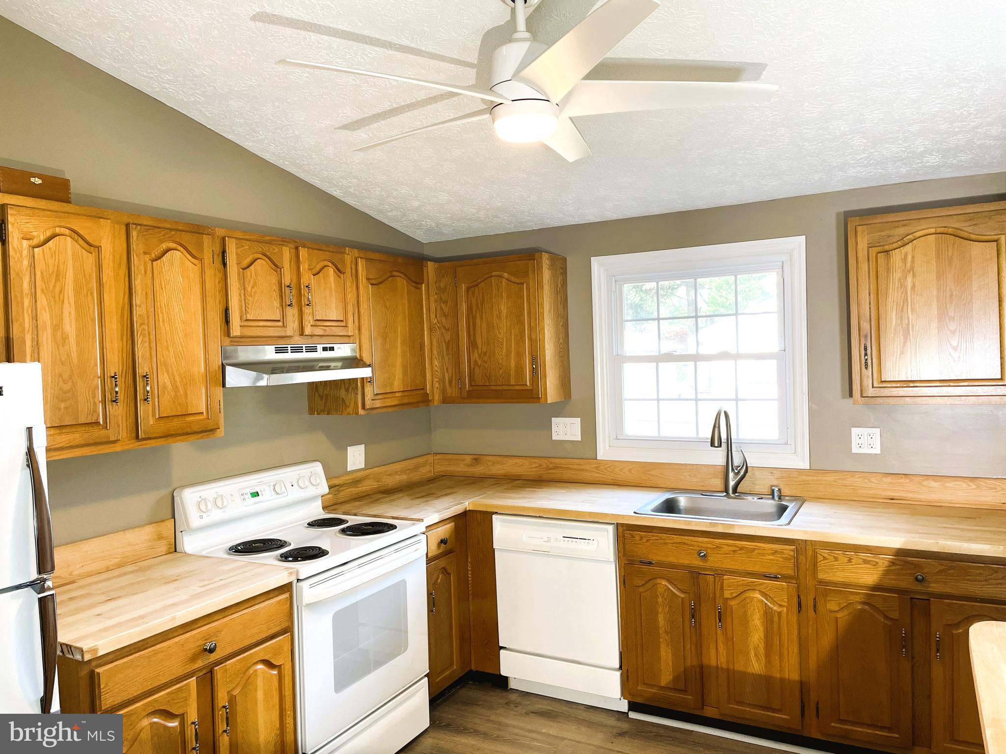 1663 Canonade Court Annapolis, MD 21409 - Photo 20 of 77