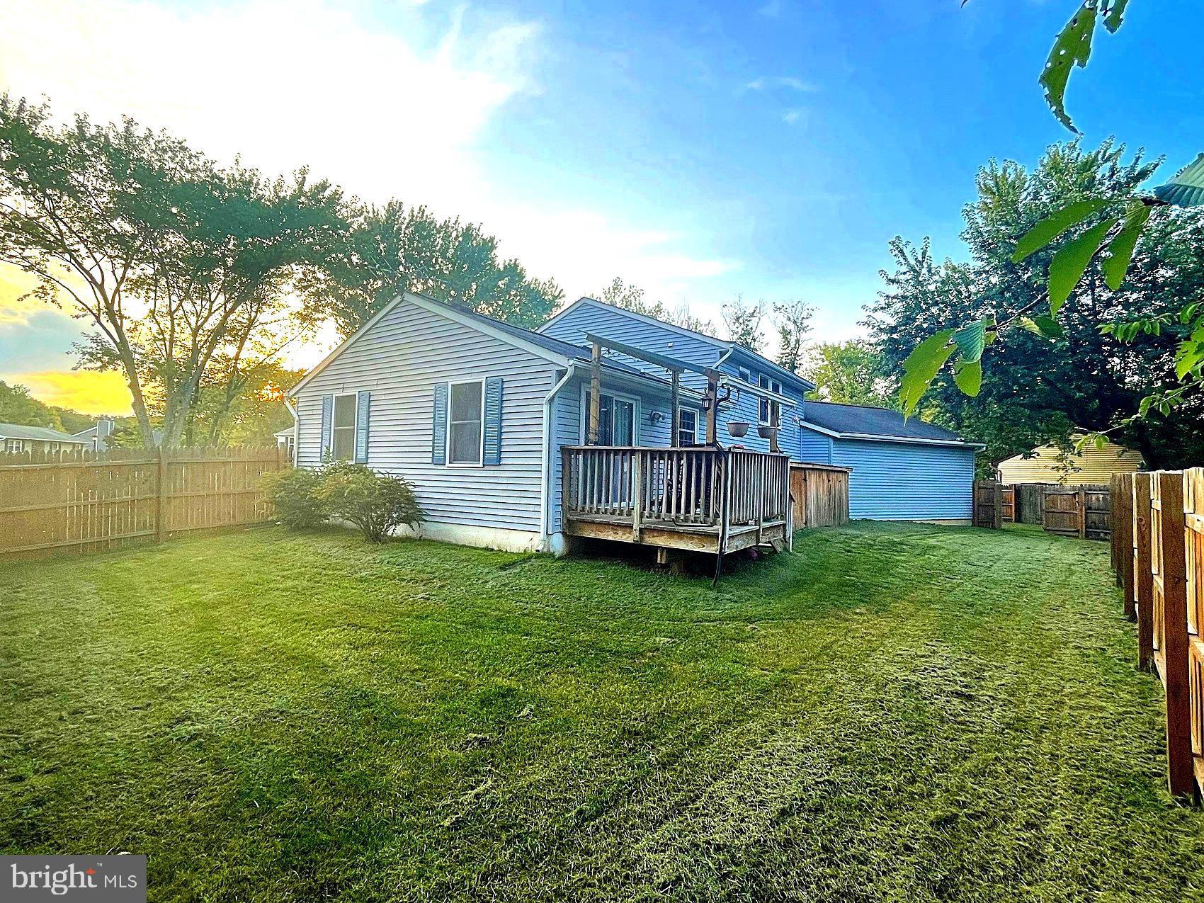 1663 Canonade Court Annapolis, MD 21409 - Photo 3 of 77 A very spacious backyard