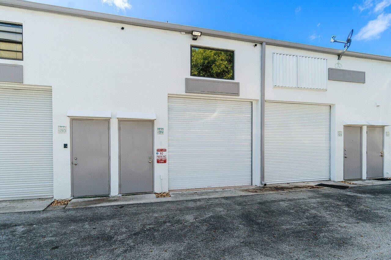 1771 Blount Road, Unit 209 Pompano Beach, FL 33069 - Photo 13 of 14 WH8