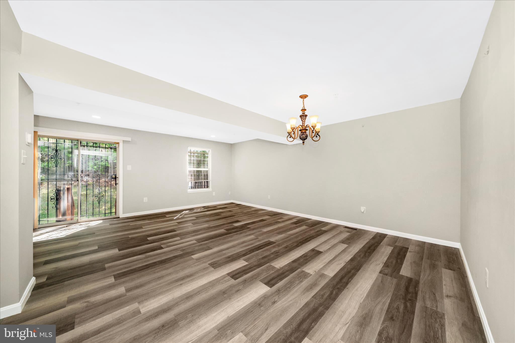 8511 Ritchboro Road District Heights, MD 20747 - Photo 11 of 57 Dining Area