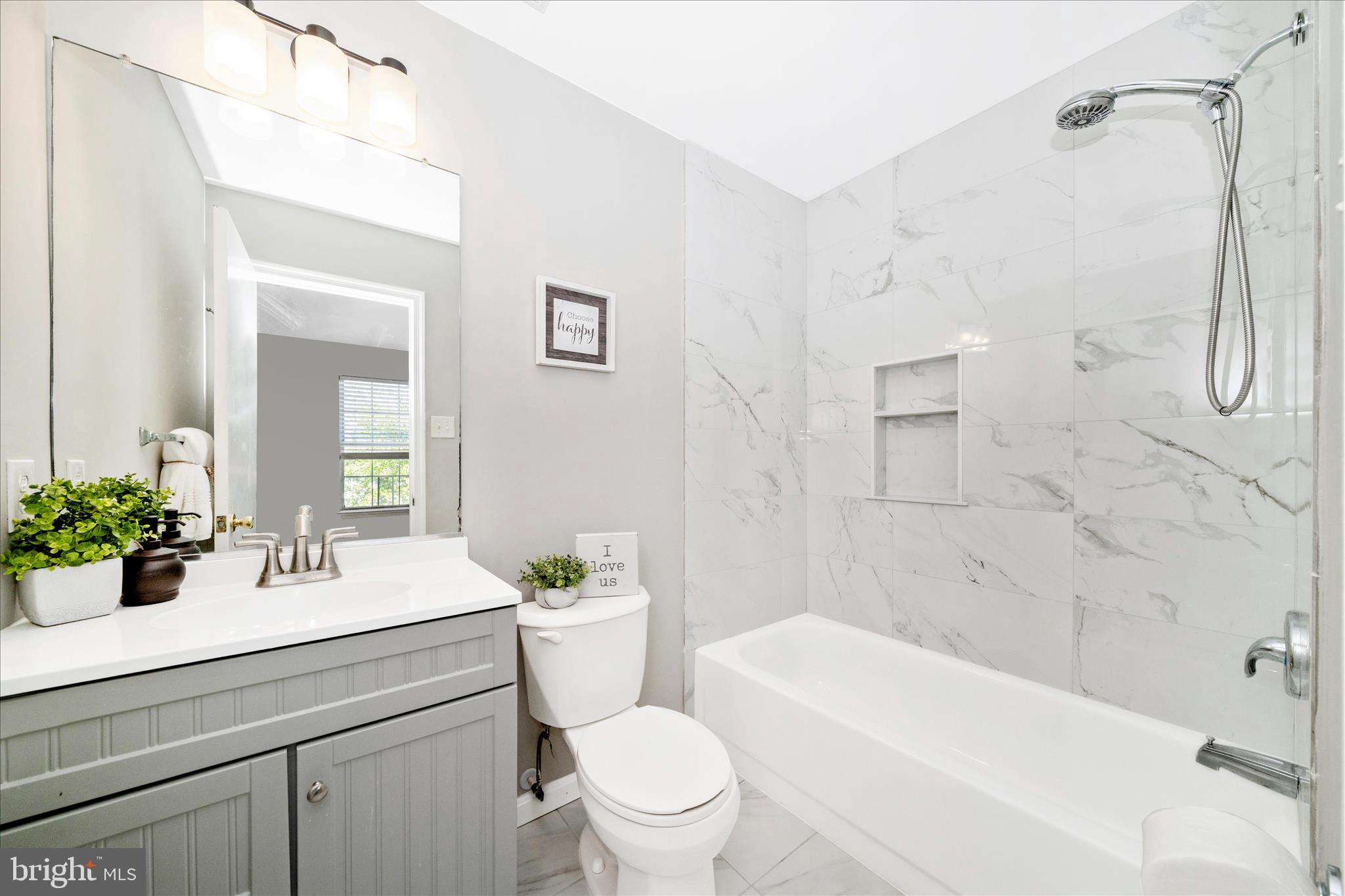 8511 Ritchboro Road District Heights, MD 20747 - Photo 36 of 57 Primary Bathroom