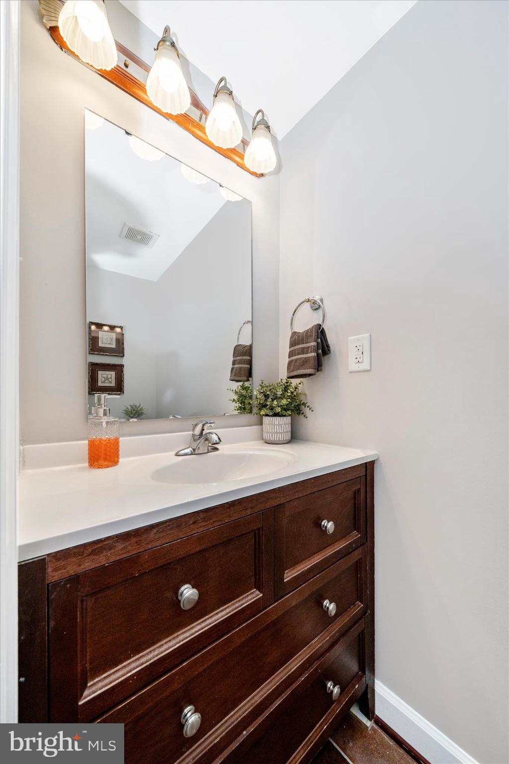 8511 Ritchboro Road District Heights, MD 20747 - Photo 10 of 57 Lower Bath