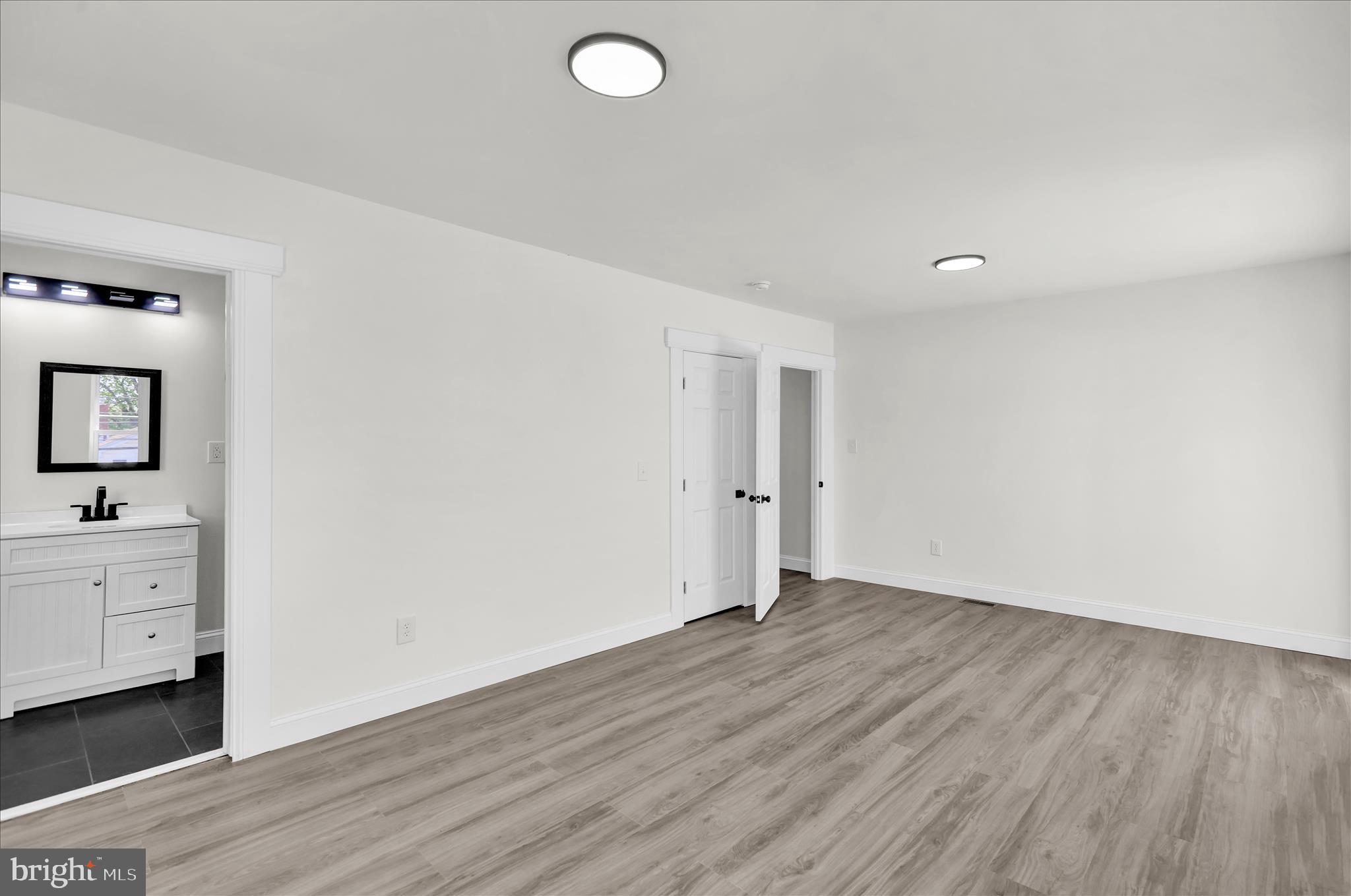 3313 Marion Street Reading, PA 19605 - Photo 26 of 29 360_2129