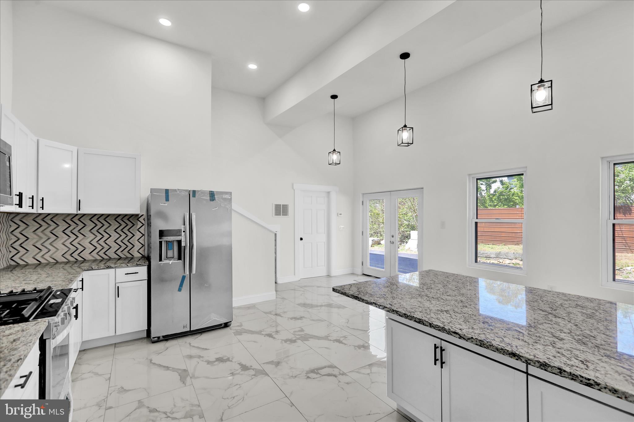 3313 Marion Street Reading, PA 19605 - Photo 9 of 29 360_2039