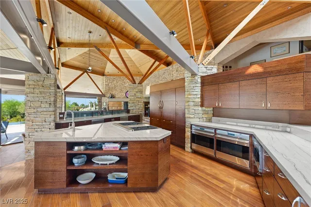 $11,500,000 | 3 Anthem Pointe Court, Henderson, NV 89052