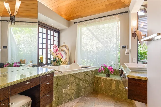 $11,500,000 | 3 Anthem Pointe Court, Henderson, NV 89052