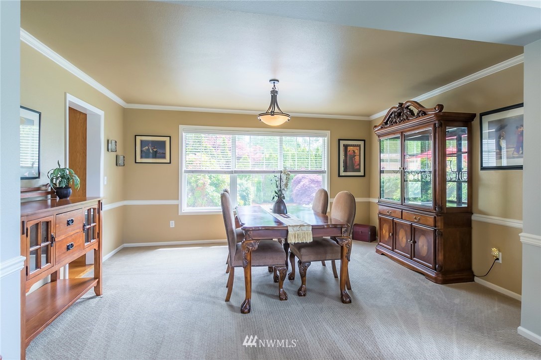 18726 Southeast 144th Street Renton, WA 98059 - Photo 12 of 40