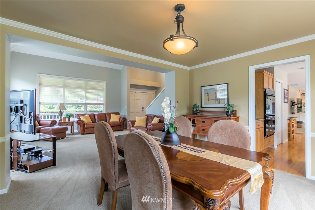 18726 Southeast 144th Street Renton, WA 98059 - Photo 13 of 40