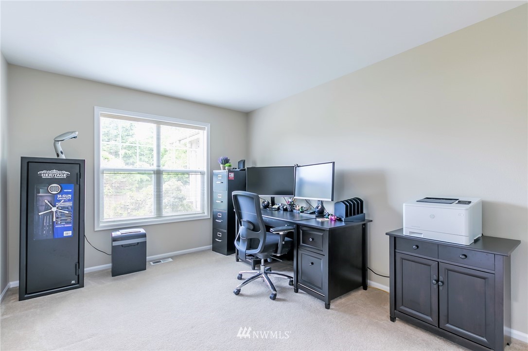 18726 Southeast 144th Street Renton, WA 98059 - Photo 21 of 40