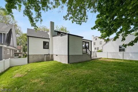 $1,195,000 | 15 Elberta Road, Maplewood, NJ 07040