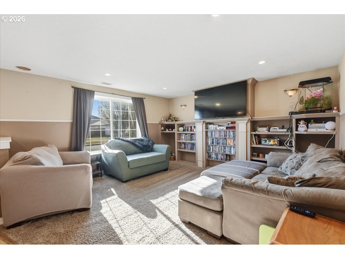 506 Southeast 5th Street Battle Ground, WA 98604 - Photo 4 of 24