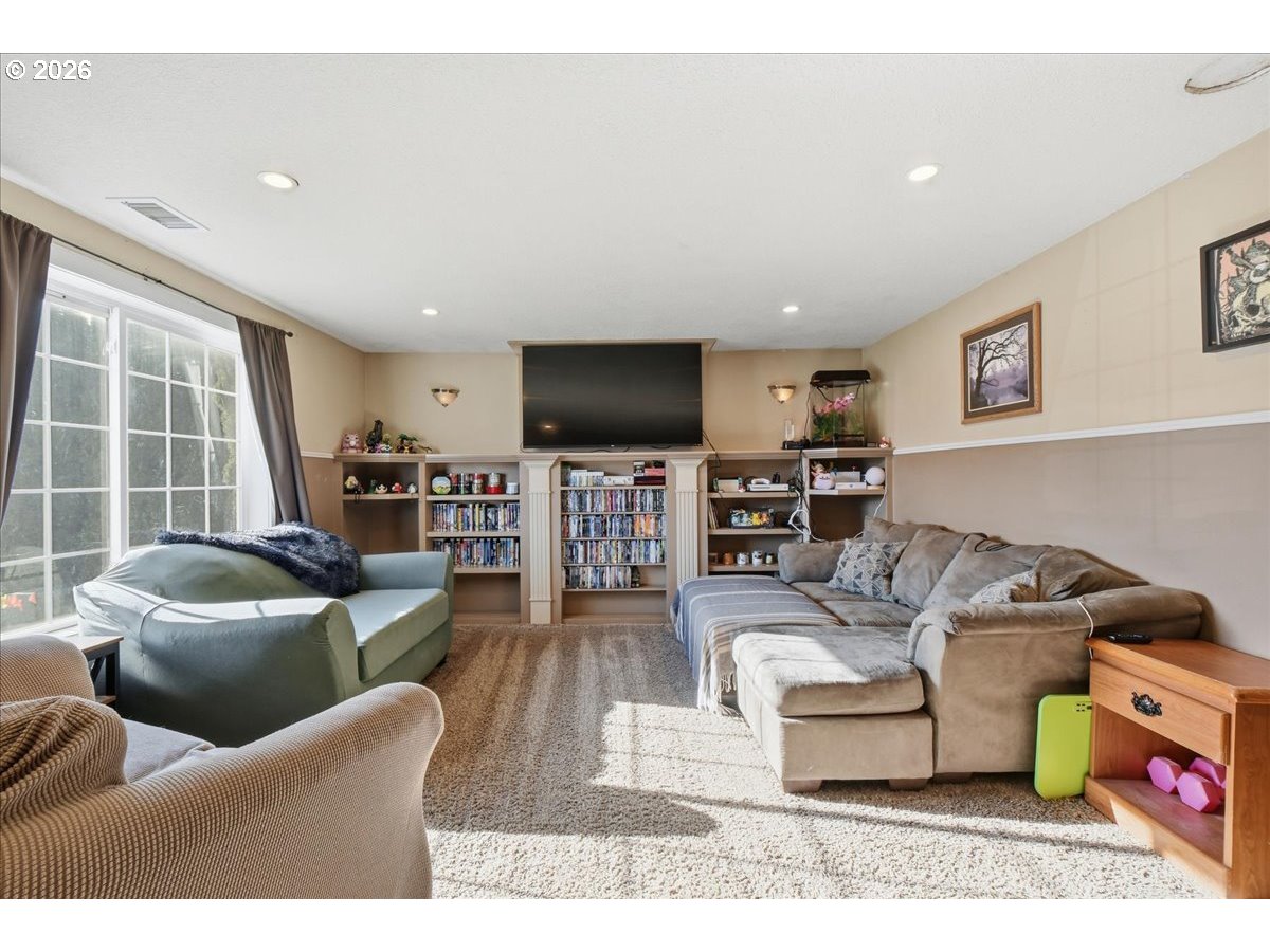 506 Southeast 5th Street Battle Ground, WA 98604 - Photo 5 of 24