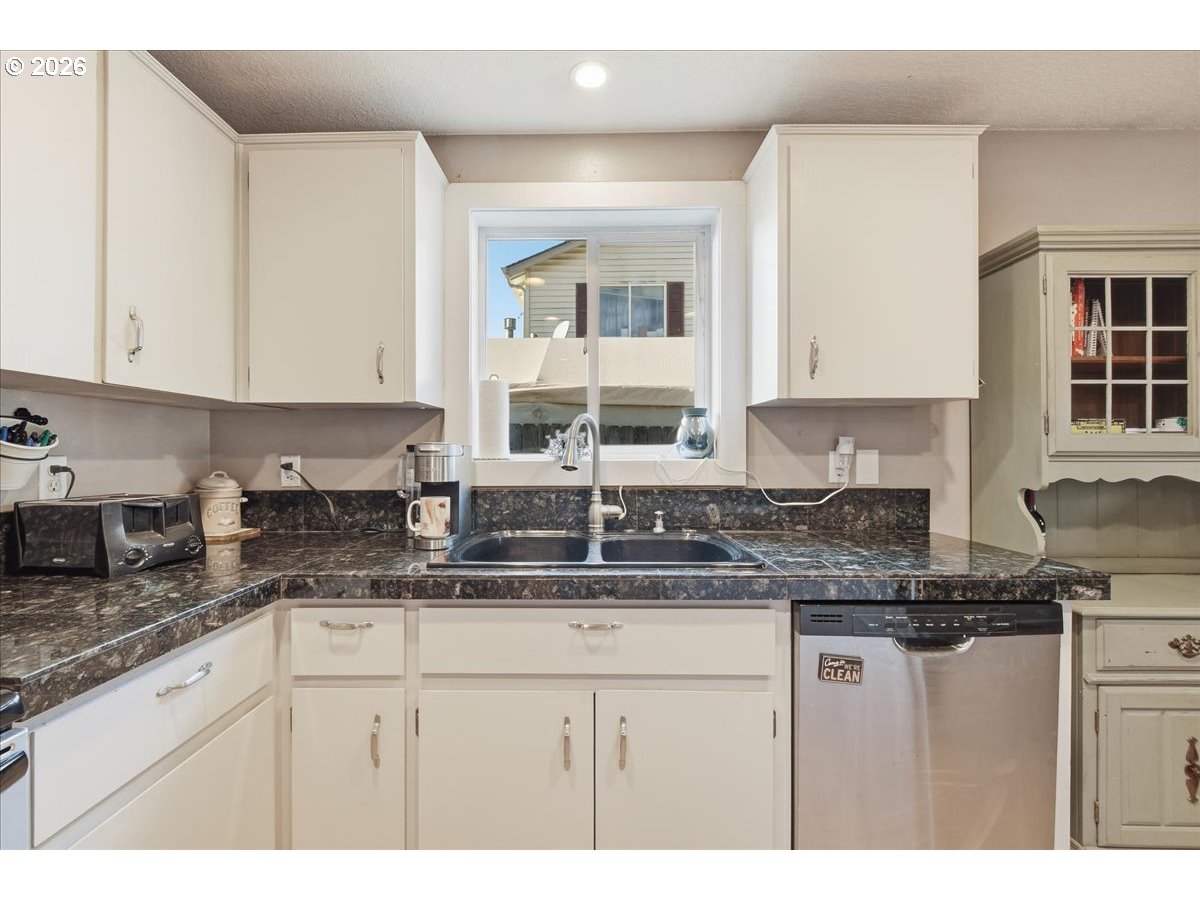 506 Southeast 5th Street Battle Ground, WA 98604 - Photo 8 of 24