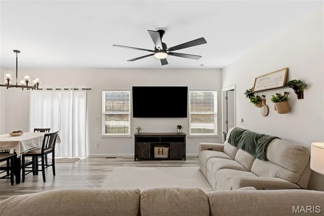 $350,000 | 2300 Matthias Cl, Washington, MO 63090