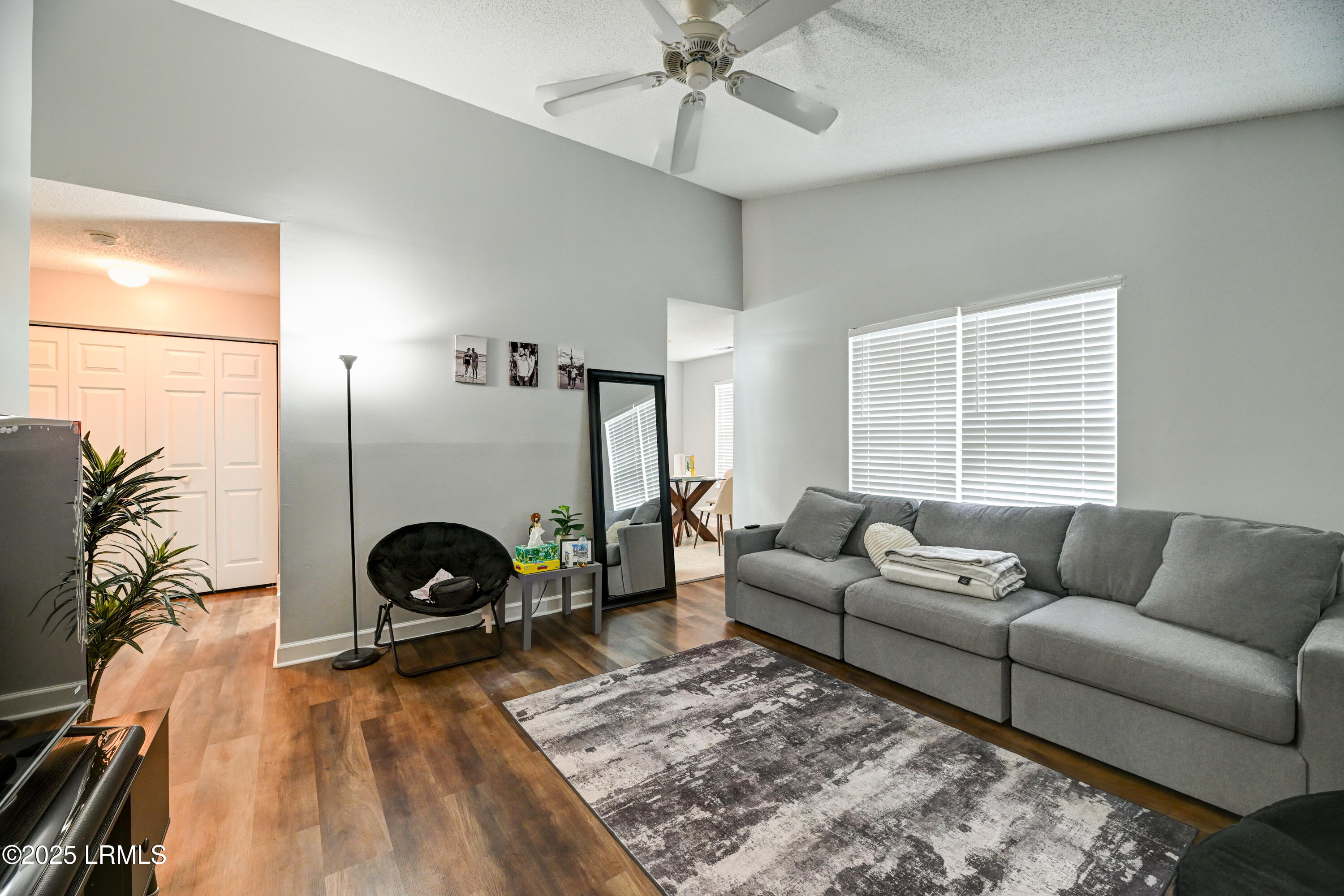 23 Old S Court, Unit C Bluffton, SC 29910 - Photo 6 of 12 LR 1