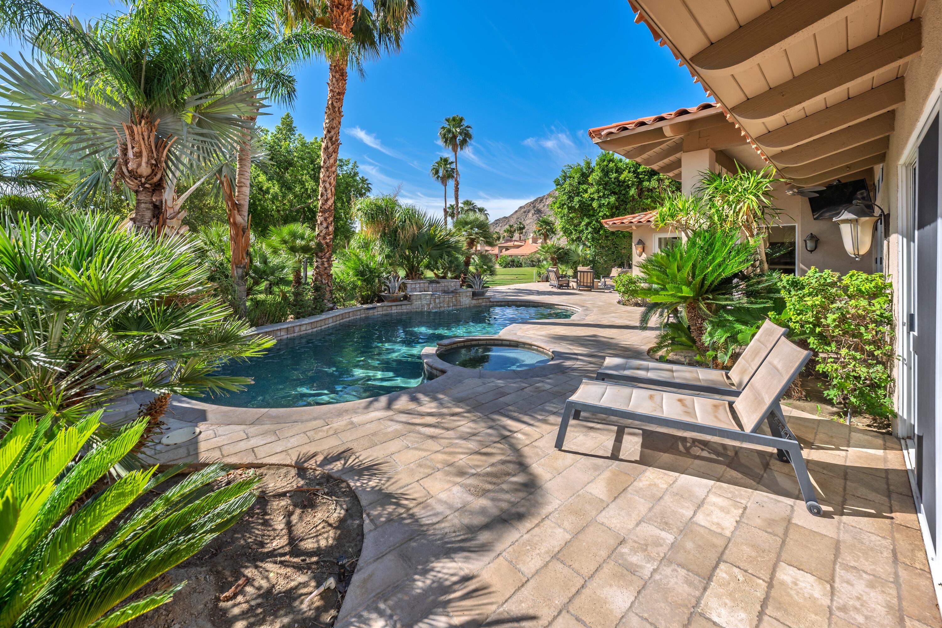 54310 Riviera La Quinta, CA 92253 - Photo 8 of 37 Photo-10