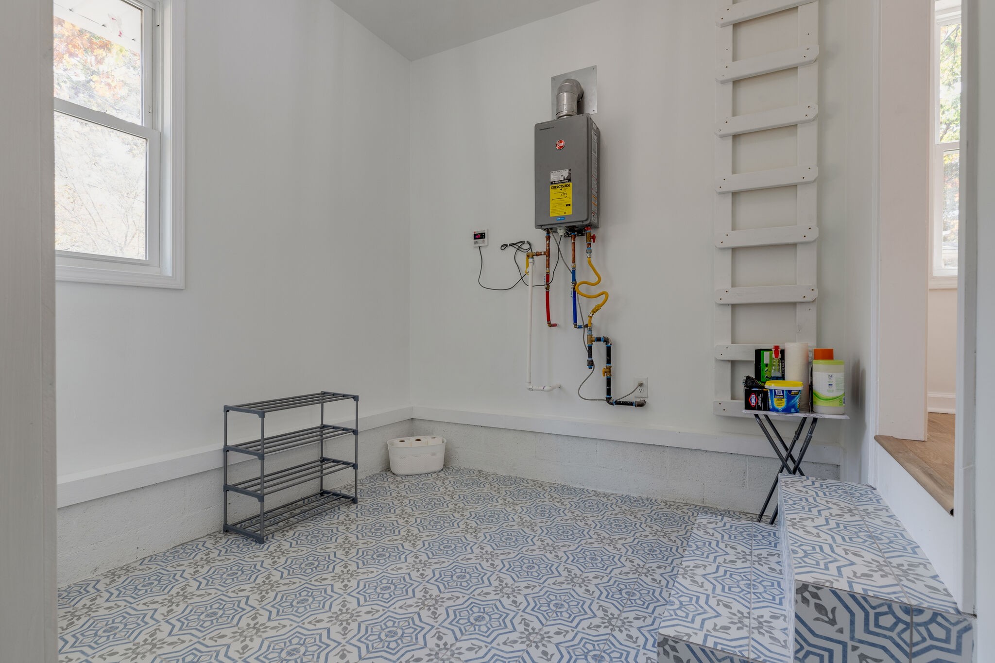 200 Shady Hill Road Dickson, TN 37055 - Photo 18 of 34 a view of room with table and chairs