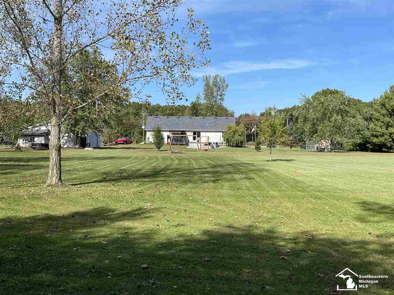 7709 Colf Road Carleton, MI 48117 - Photo 3 of 34