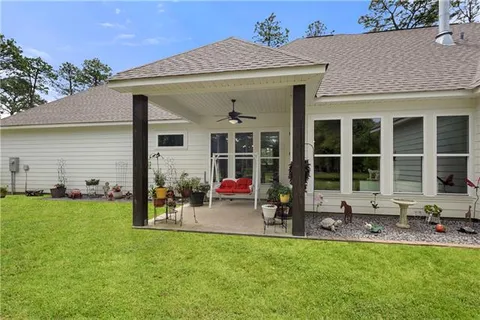 $575,000 | 202 Marguerite Street, Folsom, LA 70437
