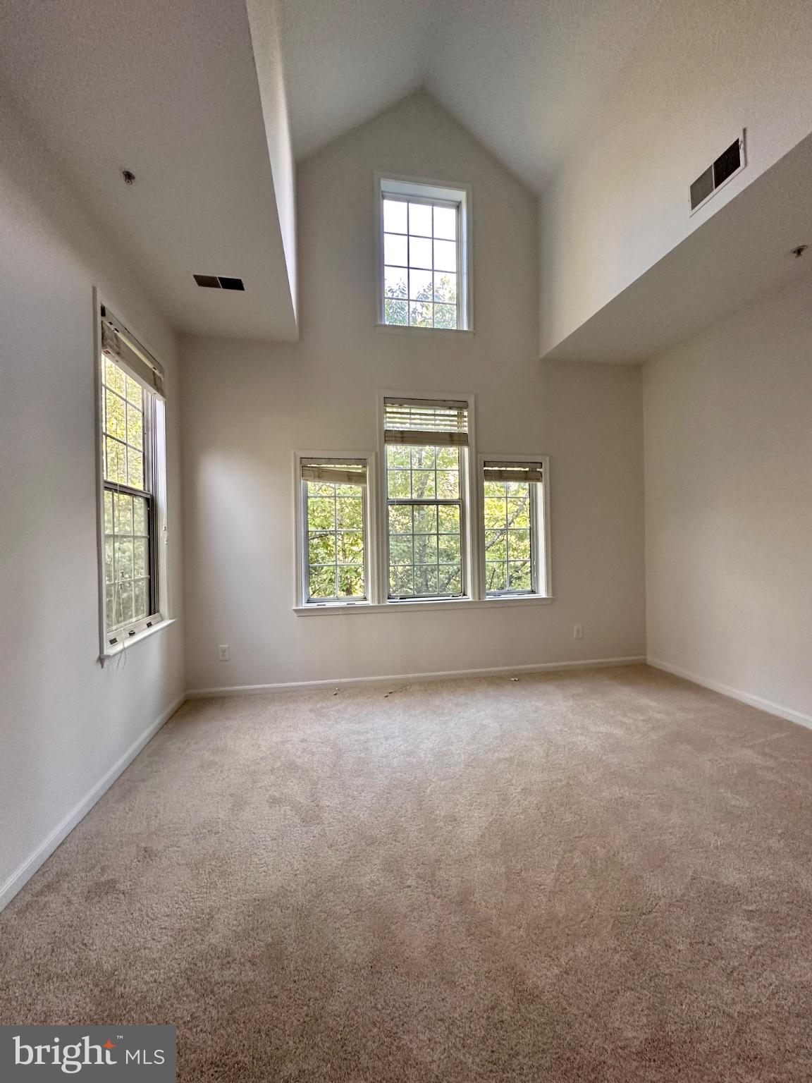 1326 Garden Circle, Unit 314 Reston, VA 20194 - Photo 6 of 18 Gallery Image 6