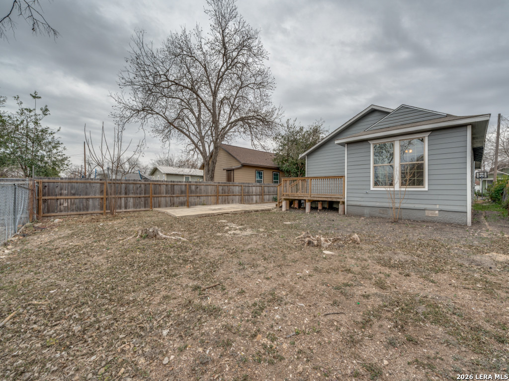 945 Potomac San Antonio, TX 78202 - Photo 14 of 14 a view of a house with a yard