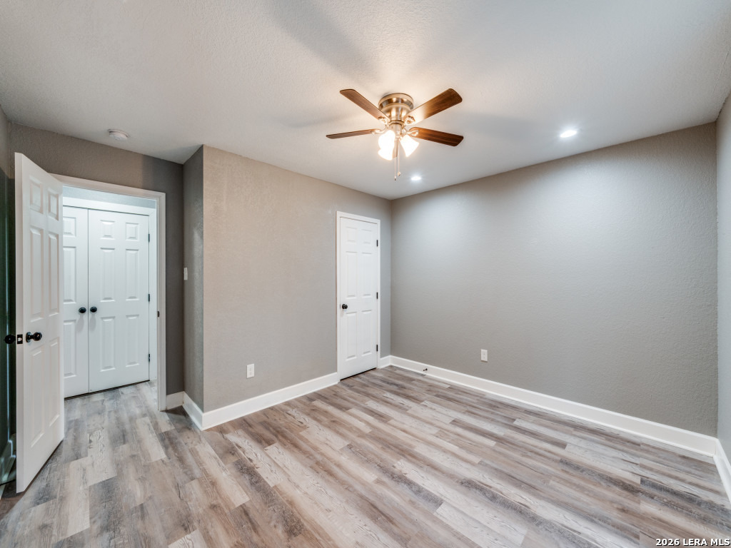 945 Potomac San Antonio, TX 78202 - Photo 10 of 14 a view of an empty room
